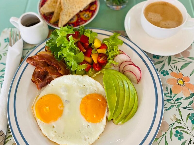 American Breakfast