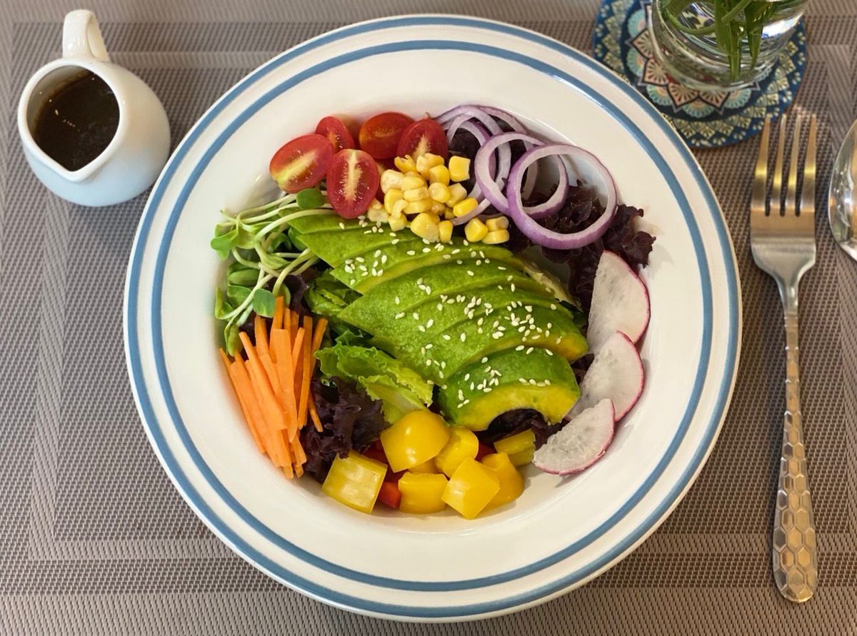 Avocado salad