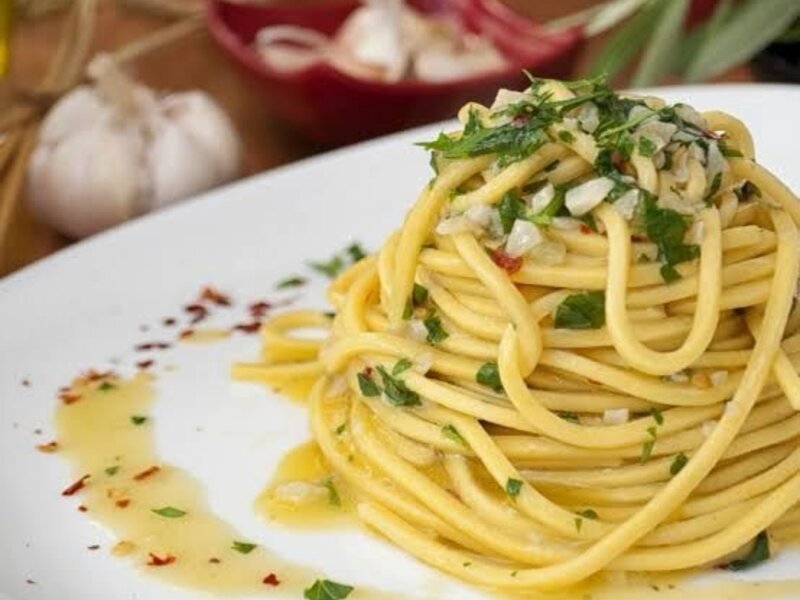 Garlic Sauce Spaghetti